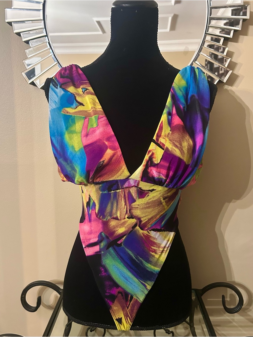 Fashion Nova Multicolor Plunge V-Neck Bodysuit
